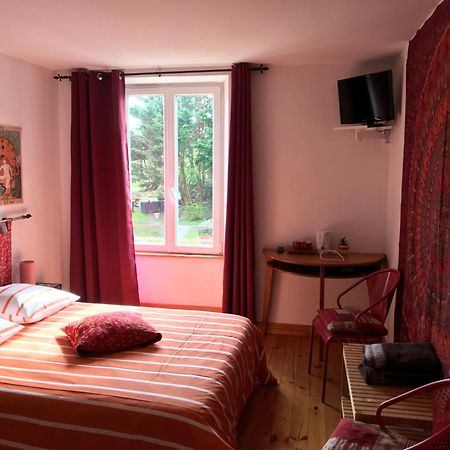 Hotel La Longre Cerisy-la-Foret Esterno foto